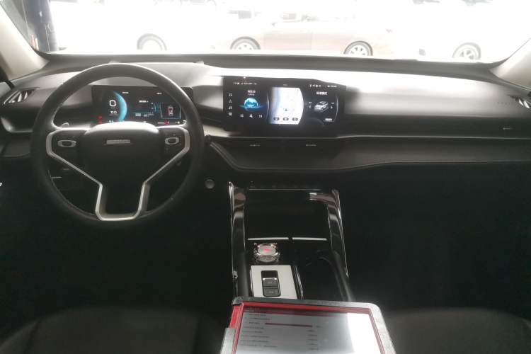 Used Haval H6 2021 3rd Generation 2.0T Automatic Two-Wheel Drive Max Center Console
