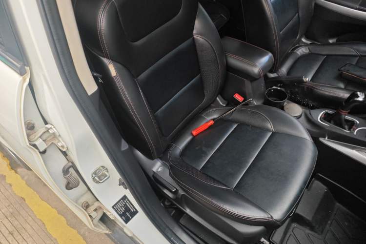 Used Changan CS35 2015 1.6L Manual Luxury Model China V Standard