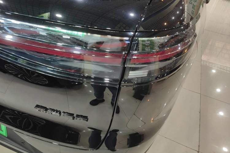 Used Chery T11 2026 Model 220 All-Wheel Drive Family Fun Edition Exterior 3