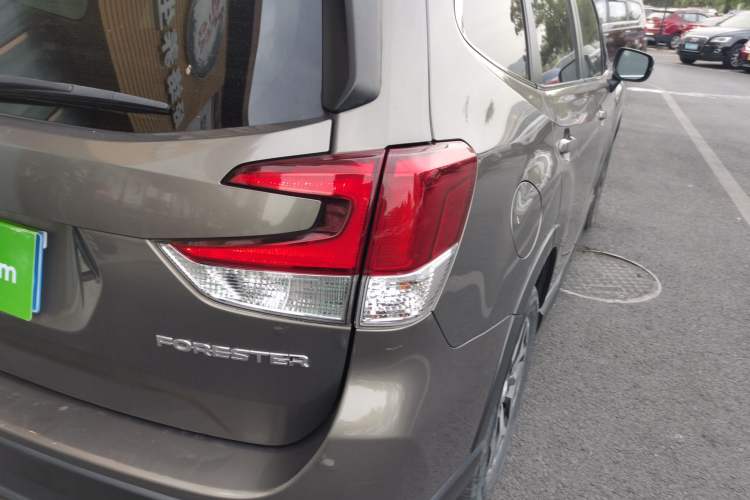 Used Subaru Forester 2019 2.0i Luxury Edition EyeSight