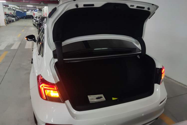 Used Honda Civic 2022 240TURBO CVT Dynamic Edition
