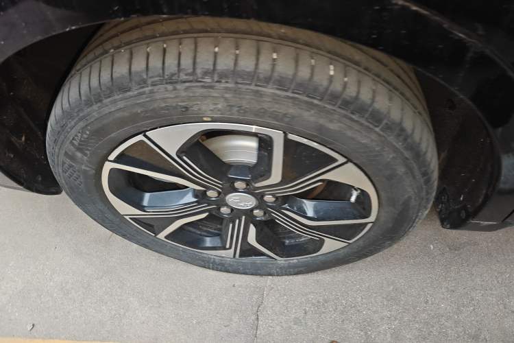 Used Hongqi E-QM5 2023 Revised Version Basic Travel Edition
