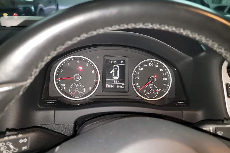 Used Volkswagen Tiguan 2017 300TSI Automatic Two-Wheel Drive Silk Road Comfort Edition