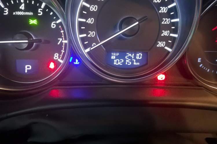 Used Mazda CX-5 2015 2.5L Automatic 4x4 Flagship Model
