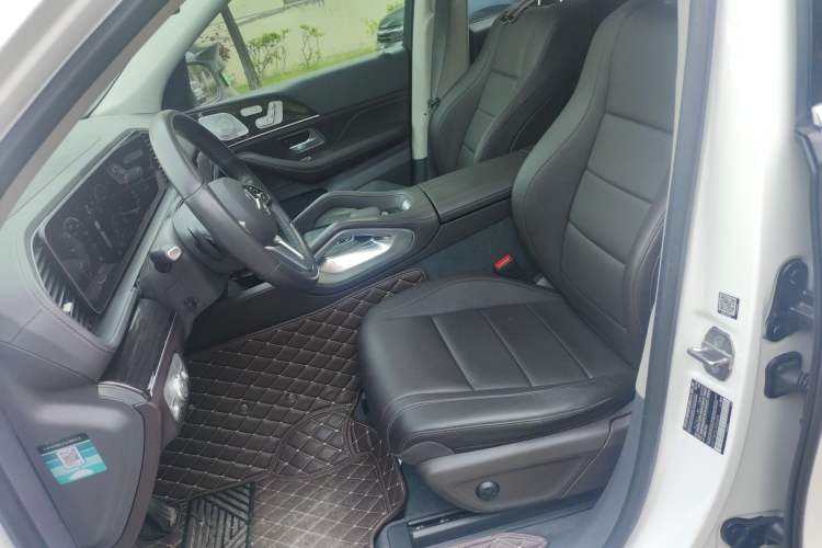 Used Mercedes-Benz GLS  Left Front Seat