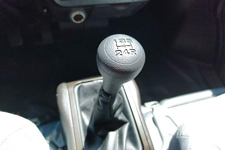 Used Wuling Rongguang 2021 1.5L Extended Basic Model Enclosed-Window Vehicle, 2-seater LAR
