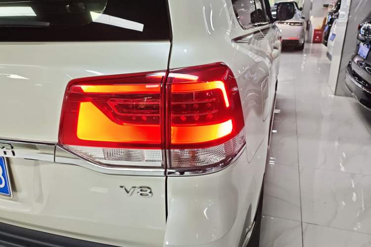 Used Toyota Land Cruiser 2019 4.0L GX-R GT Dual Fuel Velvet Middle East