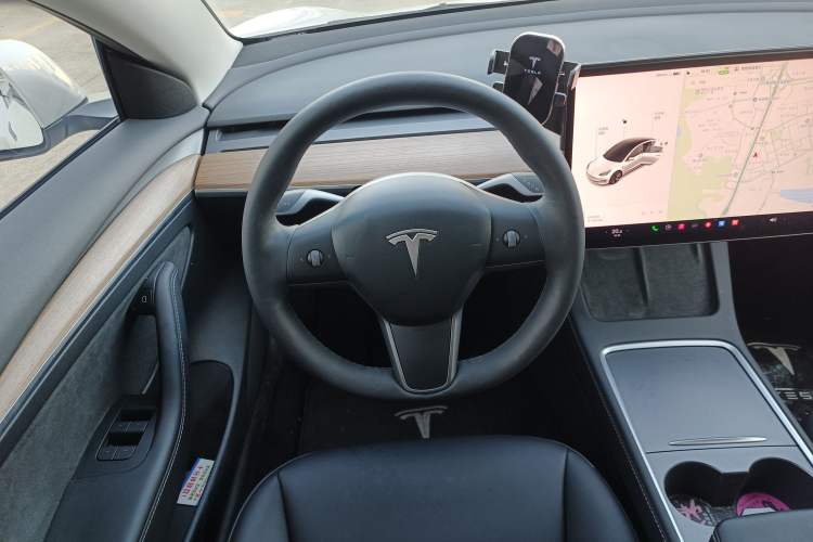 Used Tesla Model 3 2022 Rear-Wheel-Drive Version
