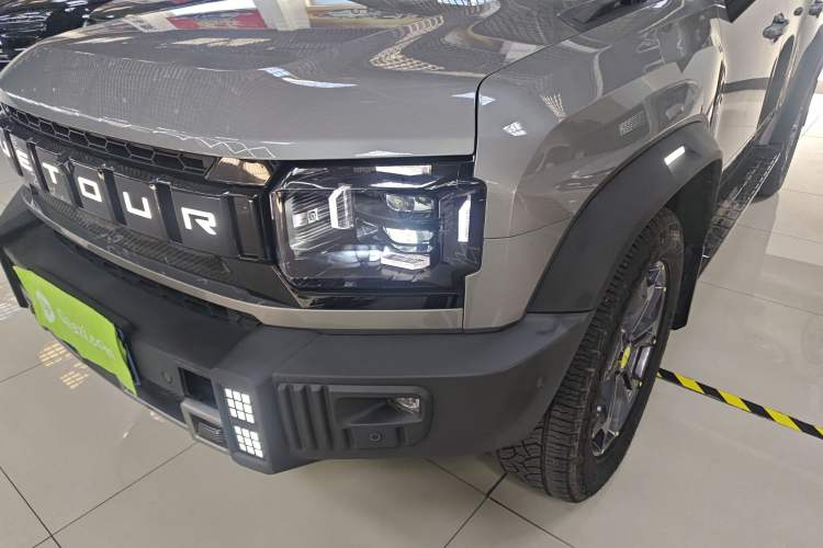 Used JETOUR Traveler 2023 2.0T All-Wheel Drive CrossPRO+