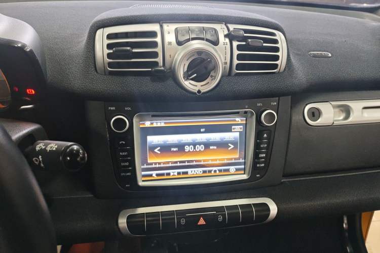 Used smart fortwo 2012 1.0 MHD Hardtop Passion Edition
