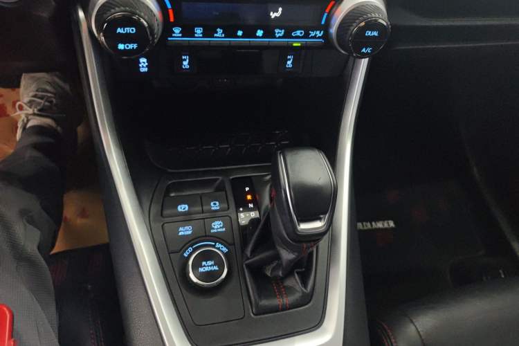 Used Toyota Wildlander New Energy 2021 High-Performance Edition 2.5L Two-Wheel Drive Powerful Version