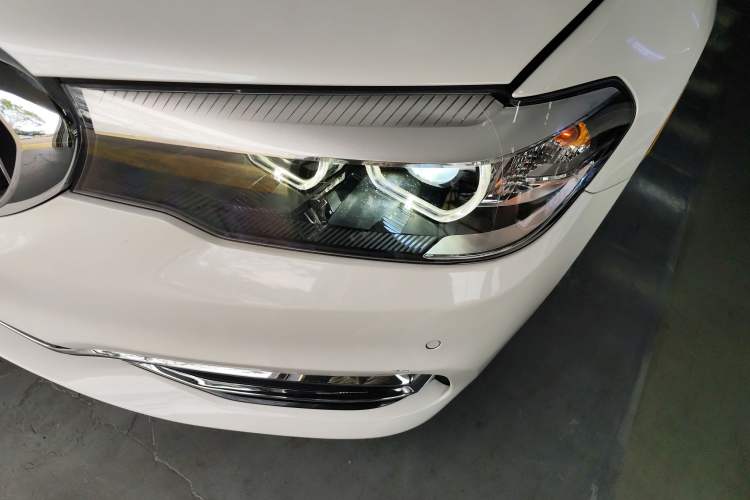 Used BMW 5 Series 2019 525Li Luxury Package Left Front Headlight