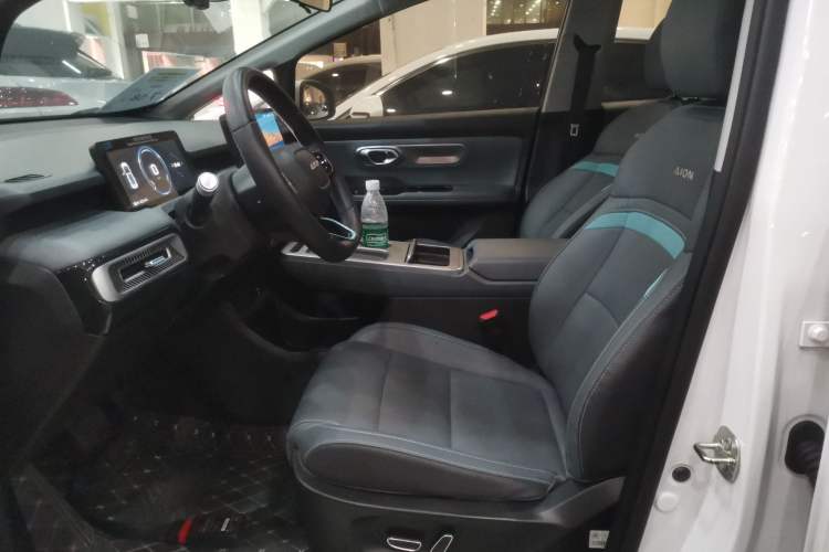 Used AION Y 2023 Plus 510 Smart Edition Left Front Seat