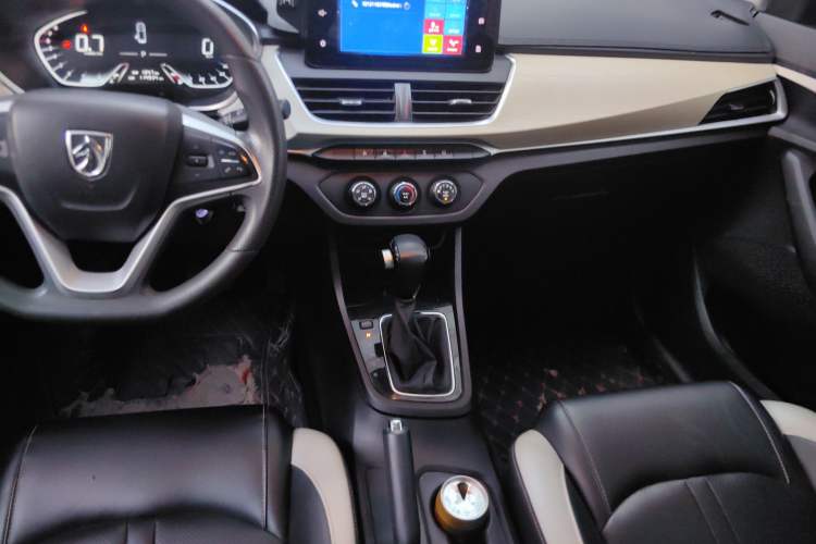 Used Baojun 360 2019 1.5L CVT Elite Version China VI Gear Lever
