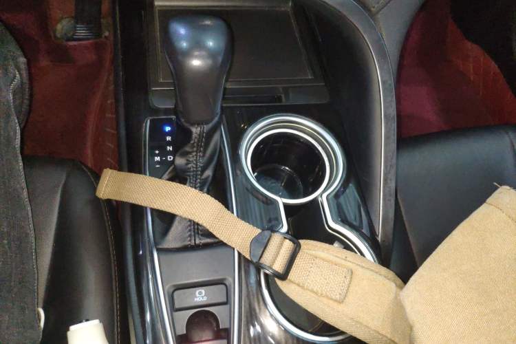 Used Toyota Camry 2021 2.0G Luxury Edition