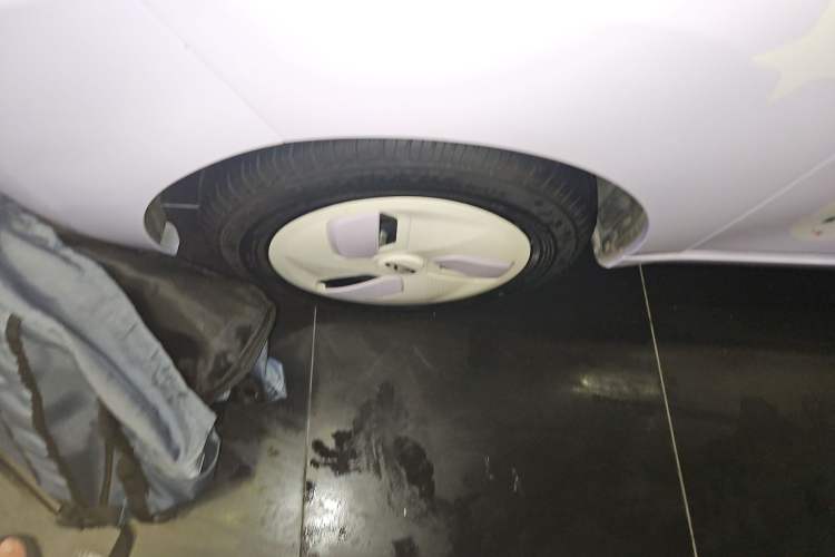 Used Chery New Energy QQ Ice Cream 2022 170km Sundae Phosphate Lithium-Ion