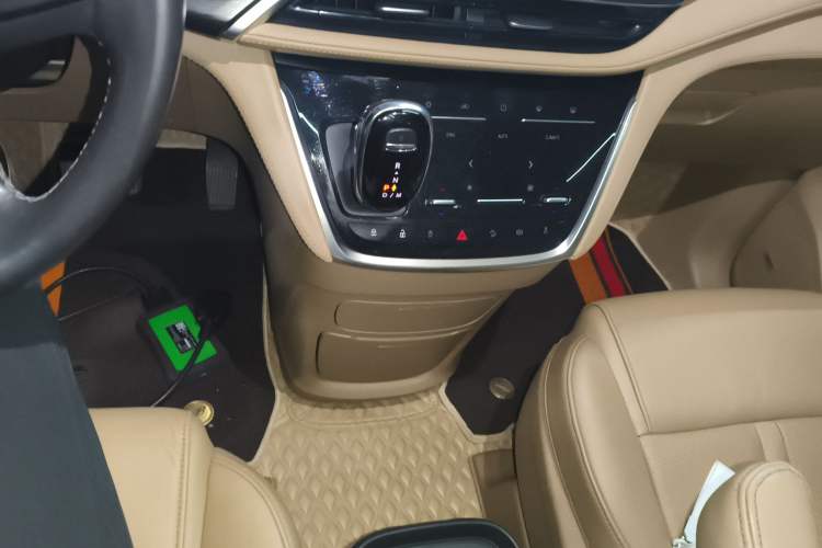 Used Buick GL8 2020 ES Land Cruiser 653T Flagship Model
