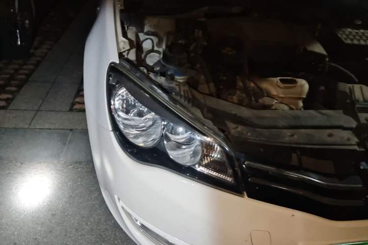 Used Roewe 350 2013 350S 1.5L Manual Xunchi Edition