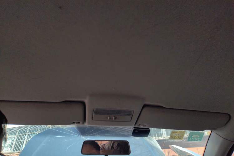 Used Volkswagen Polo 2011 Jingqu 1.4L Manual Sile Edition Headliner