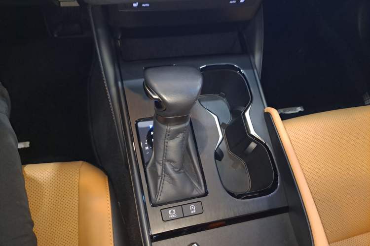 Used Lexus ES 2023 200 Excellence Edition