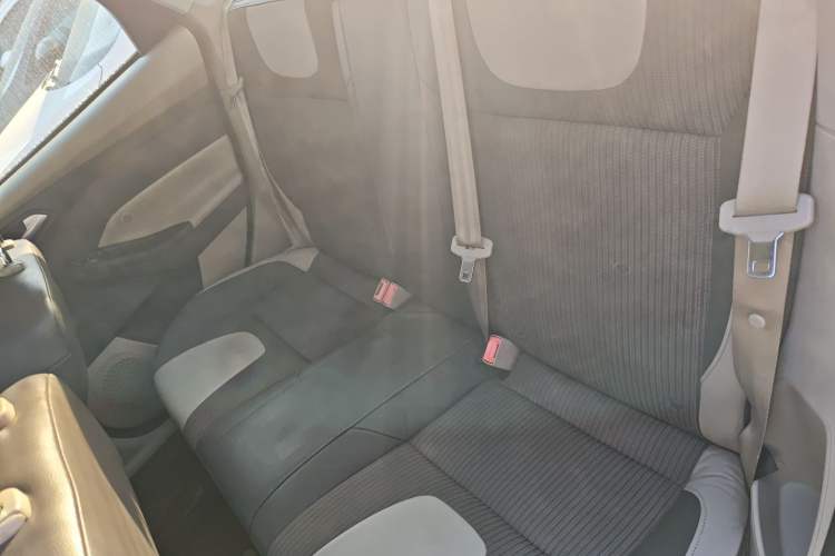 Used Ford Focus 2012 Sedan 1.6L Automatic Fashion Edition
