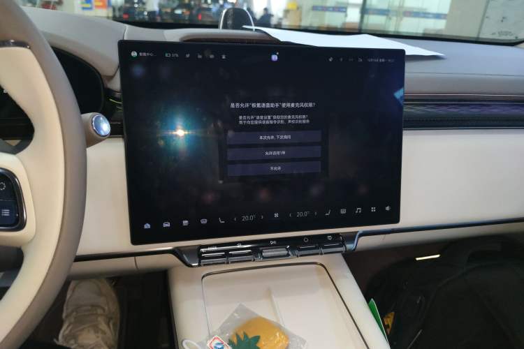 Used Zeekr 7X 2025 100 kWh Long-Range Rear-Wheel Drive with Intelligent Driving Features