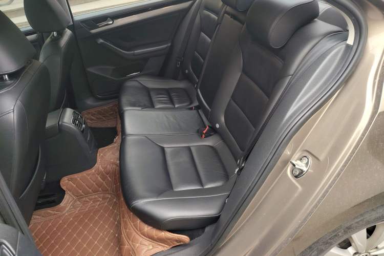 Used Volkswagen Sagitar 2015 1.6L Automatic Comfort Model