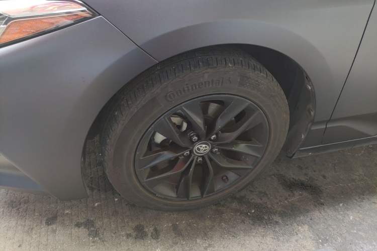 Used Toyota Avalon 2019 Dual-Engine 2.5L Luxury Edition China VI Standard