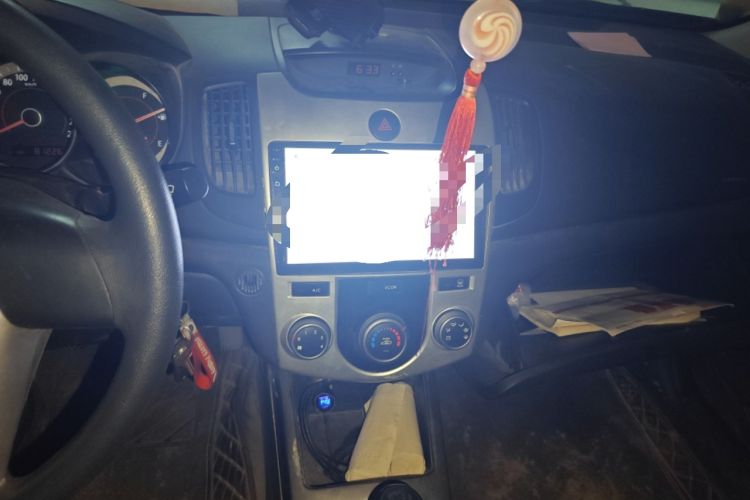 Used Kia Forte 2011 1.6L MT GL Audio And AC Panel