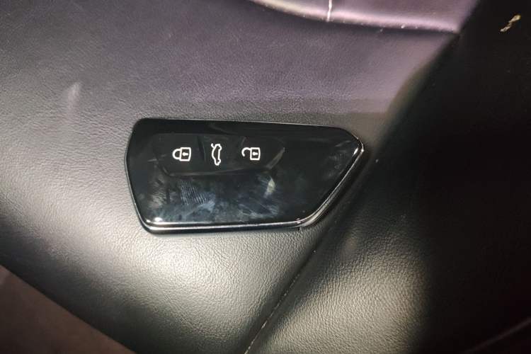 Used Volkswagen Lamando 2022 Lavida L 280TSI DSG Hot Edition Interior 1