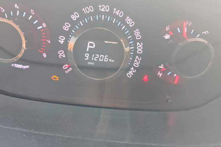 Used Luxgen Great 7 SUV 2011 2.2T Four-Wheel Drive ZhiZun Version
