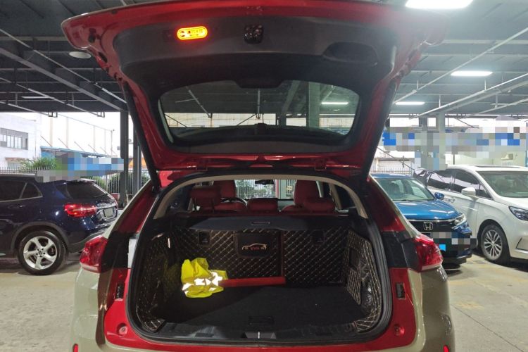 Used Wey VV5 2019 1.5T Two-Wheel Drive Smart Pioneer
