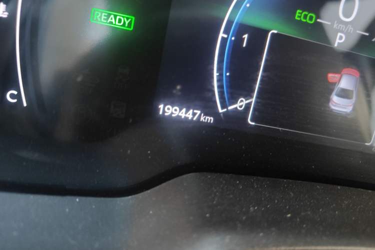 Used Toyota Levin 2023 Smart Electric Hybrid Dual-Engine 1.8L Leading Edition Odometer Close Up