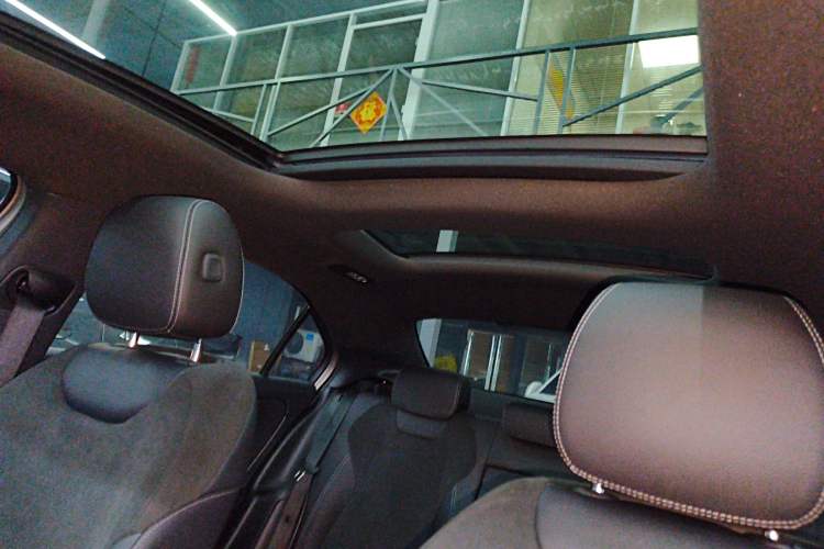 Used Mercedes-Benz A-Class 2022 Second Facelift A 200 L Sport Sedan Fashion Version Headliner