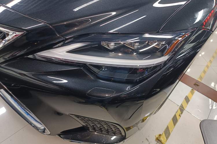 Used Lexus LS 2021 500h Executive Edition
