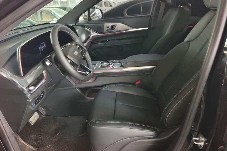 Used Cadillac XT5 2026 Model 2.0T Luxury Edition Left Front Seat