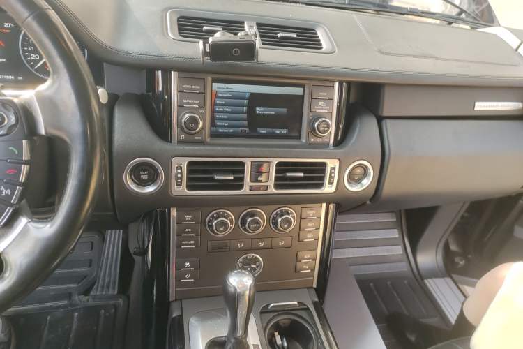 Used Land Rover Range Rover 2010 5.0 NA V8 HSE