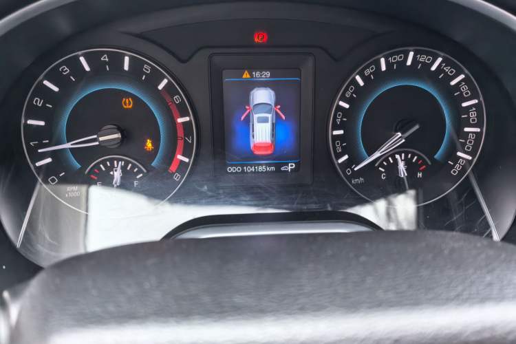 Used Haval H2 2017 Blue Label 1.5T Automatic Two-Wheel Drive Prestige Model Odometer Close Up