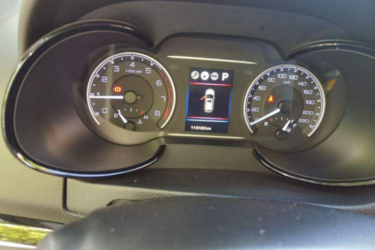 Used Dongfeng Aeolus AX7 2018 Classic 1.6T Automatic Luxury Model
