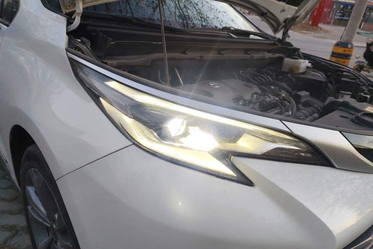 Used Toyota SIENNA 2021 2.5L Hybrid Ultimate Edition