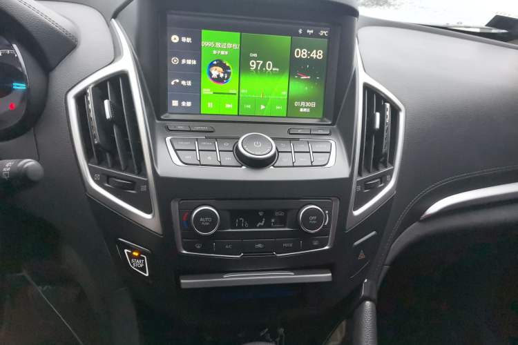 Used Dongfeng Aeolus AX7 2015 2.3L Automatic ZhiZun Version