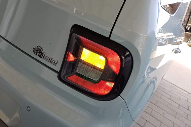 Used Geely Galaxy Panda 2023 Panda Mini 200km Endurance Bear