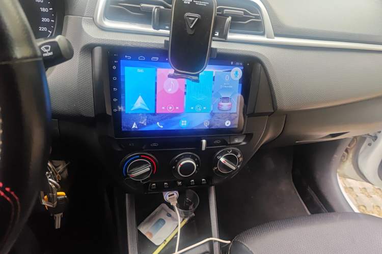 Used Hyundai Verna (older generation) 2020 1.4L Manual GL Refreshed Edition
