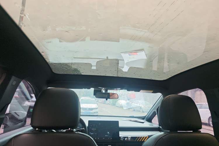 Used AION Y 2022 70 Intelligent Edition Lithium Iron Phosphate Headliner