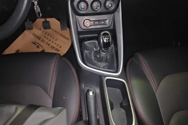 Used Baojun 530 2018 1.5T Manual Comfort Version China V
