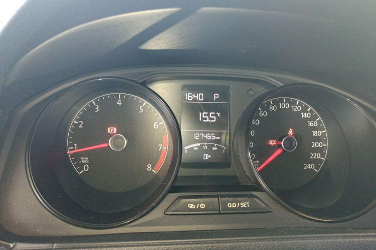 Used Volkswagen Lavida 2017 1.6L Automatic Fashion Edition
