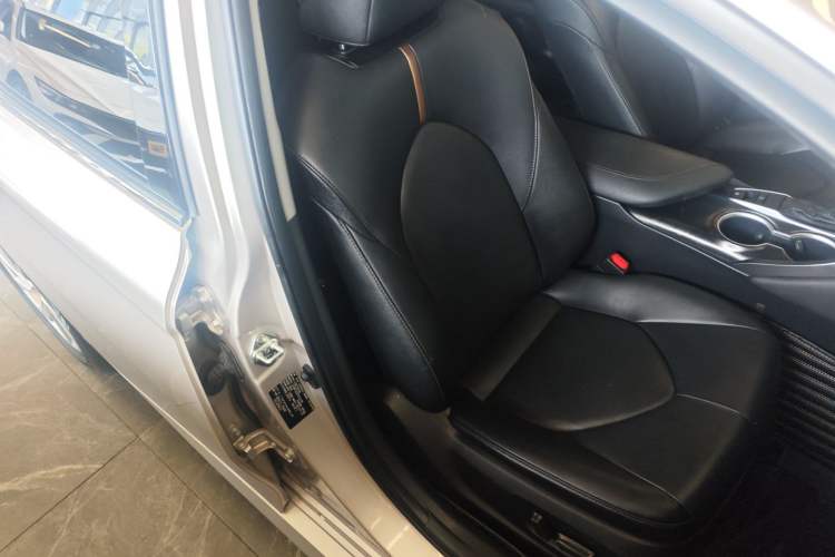 Used Toyota Camry 2023 2.0GVP Premier Edition Right Front Seat