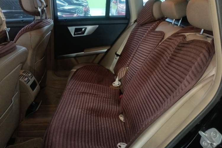 Used Mercedes-Benz GLK-Class 2011 GLK 300 4MATIC Fashion Model Left Rear Seat
