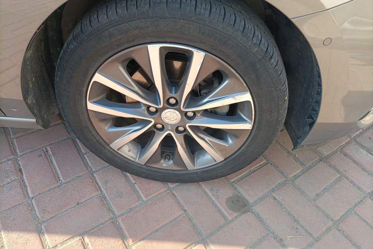 Used Buick GL6 2018 18T 6-Seater Prestige Model