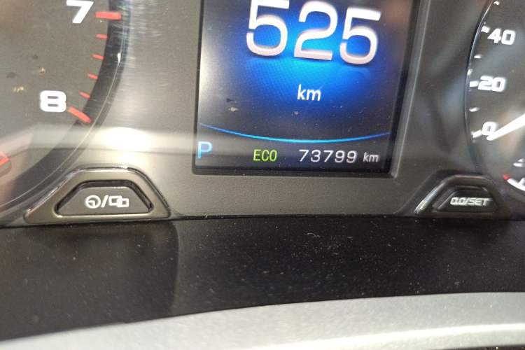 Used Geely Auto Emgrand GS 2019 1.4T CVT Active Odometer Close Up